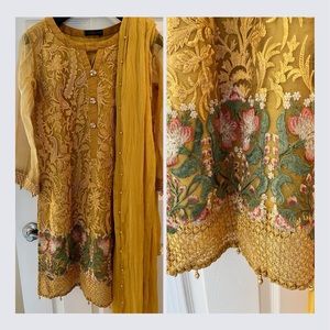 Beautiful Indian organza outfit. Includes straight yellow pants and dupatta.